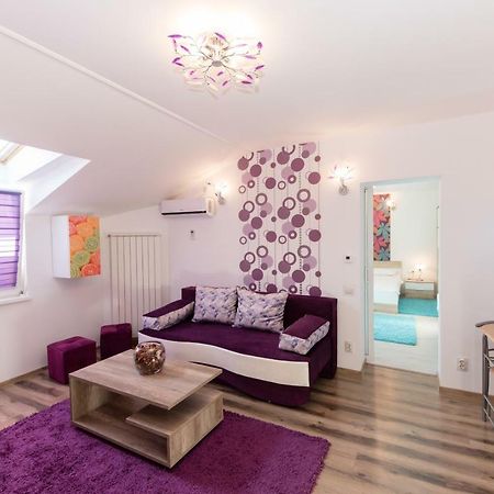 Queen Holiday Apartment Bükreş Dış mekan fotoğraf
